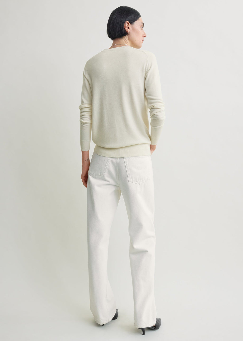 Fine crew knit ecru