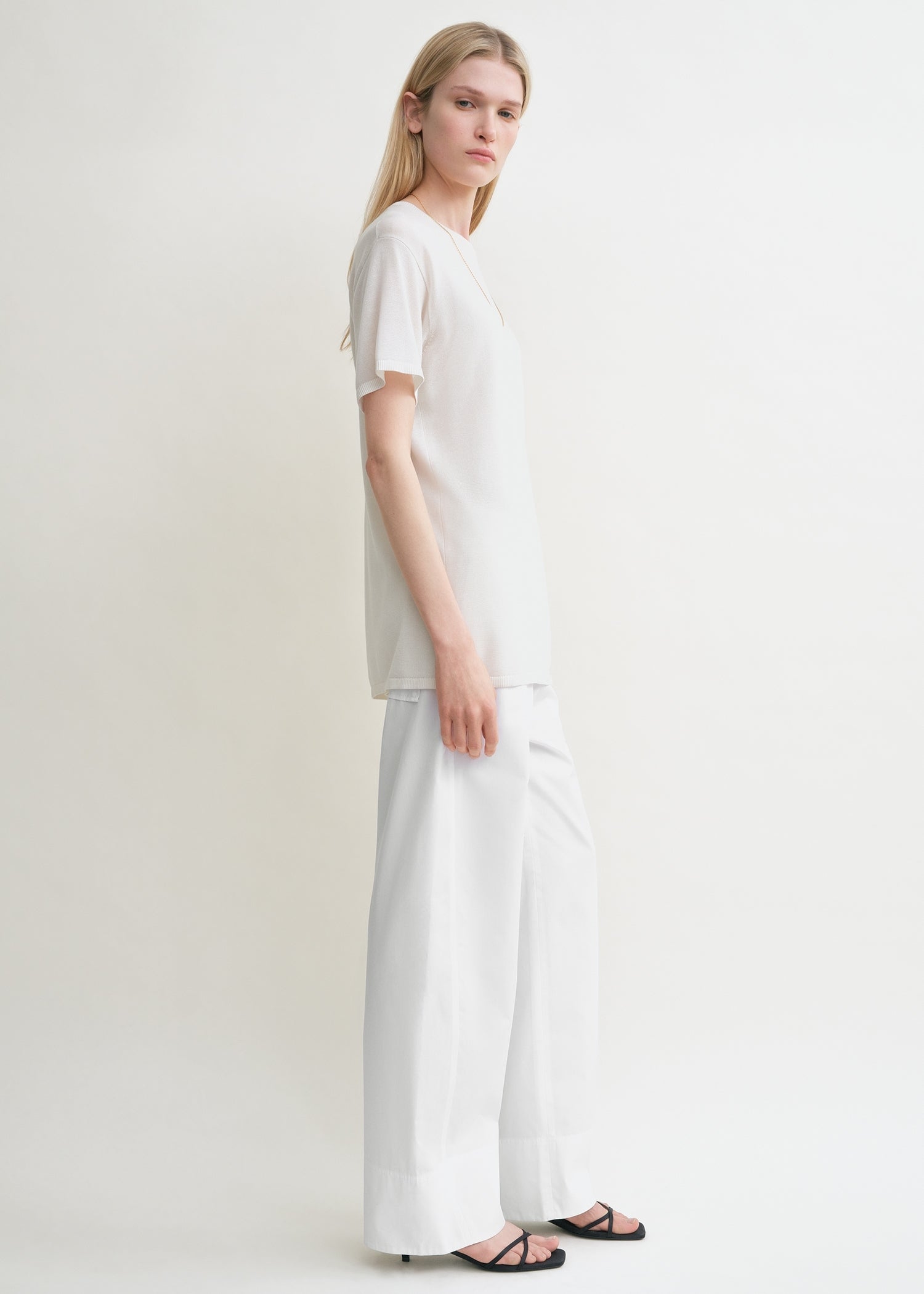 Tee knit white