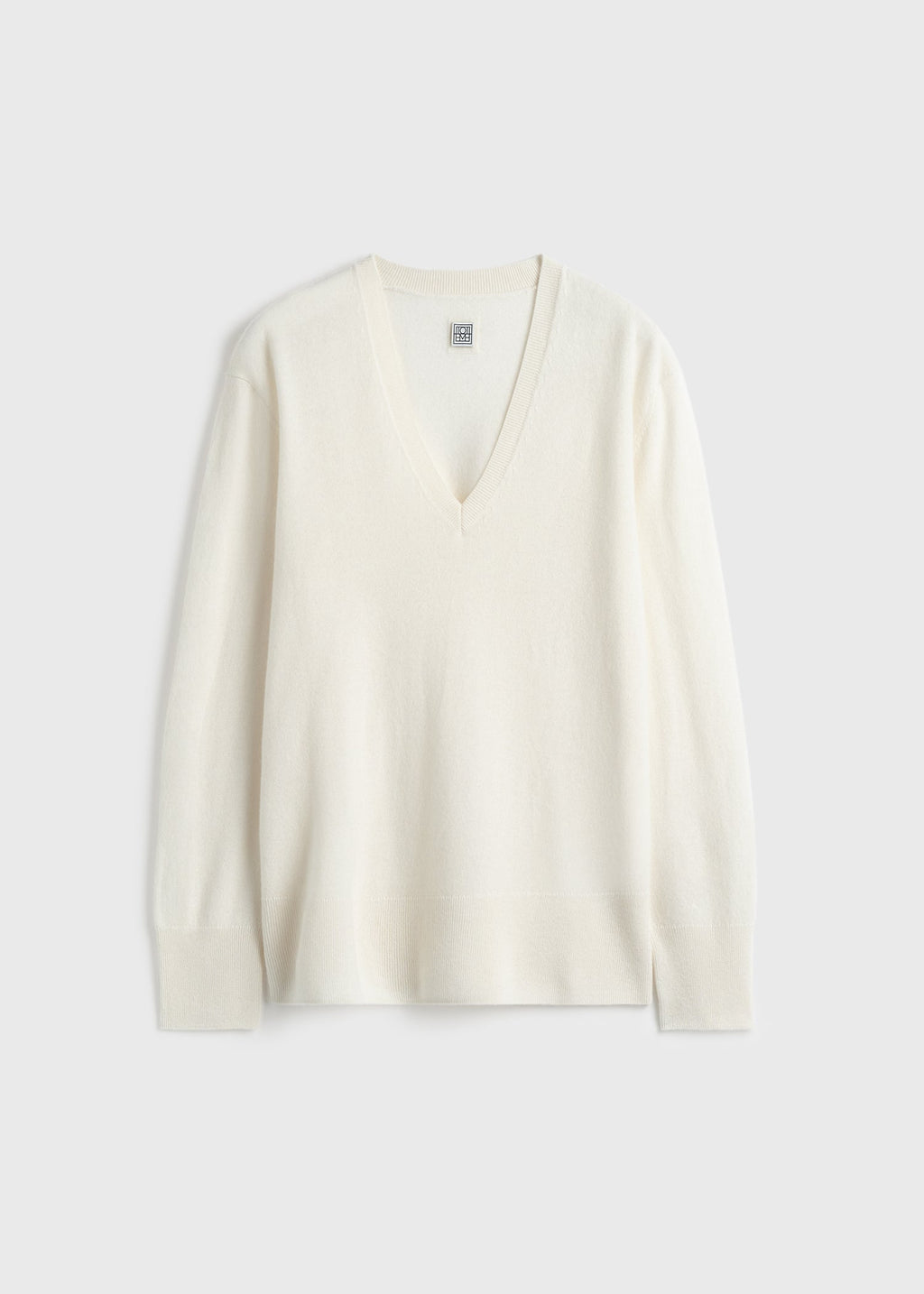 Cashmere v-neck knit ecru
